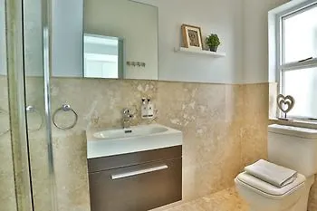 Abington Manor Fish Hoek Guesthouse Affittacamere