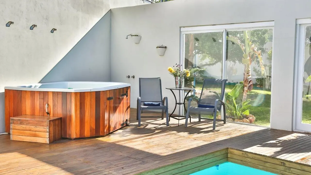 Abington Manor Fish Hoek Guesthouse