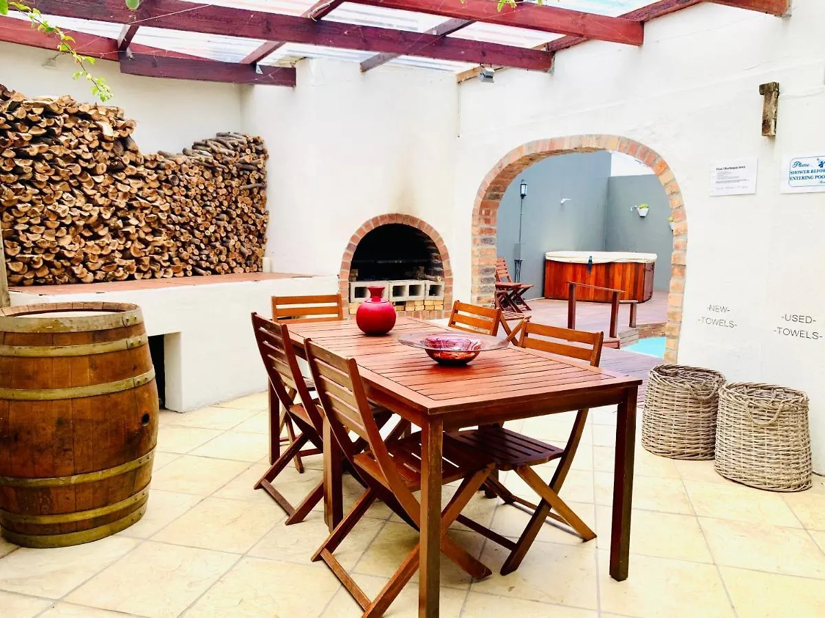 Abington Manor Fish Hoek Guesthouse