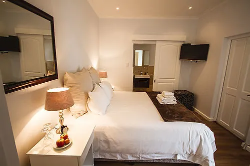 Abington Manor Fish Hoek Guesthouse